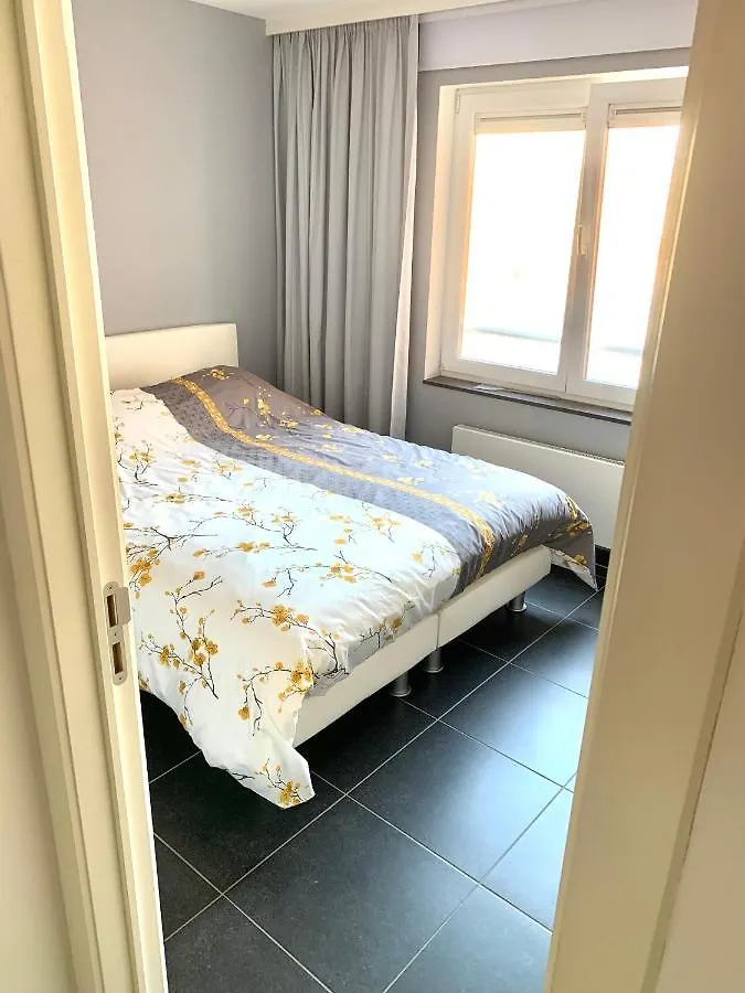 Appartement Vakantieappartement Emiel Centrum Oostende Met Garage